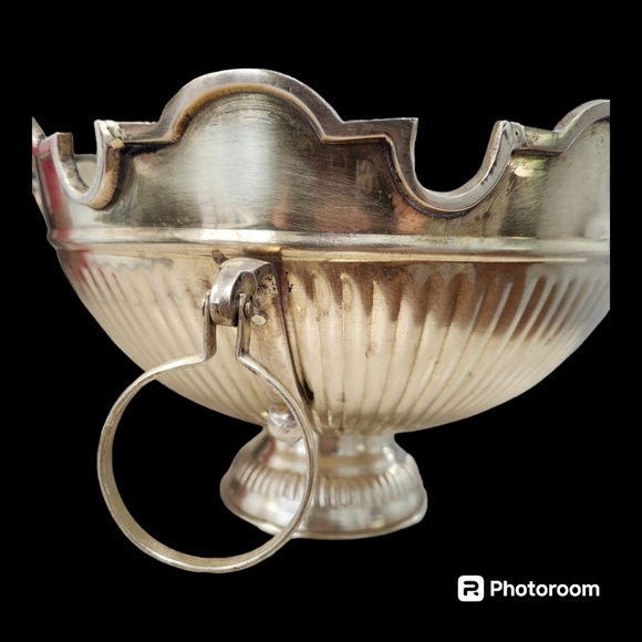 Vintage Mid 20th Century Polished Brass Glass Cooler - Picture 4 of 10